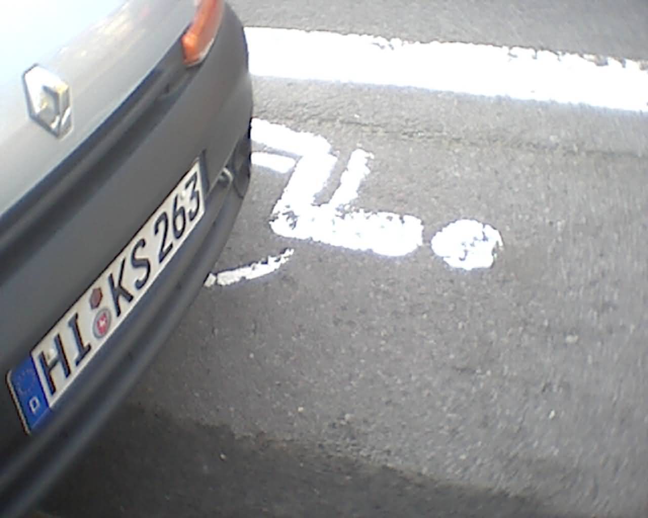 Das f�nfte Rad unterm Wagen.